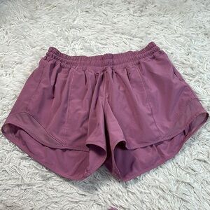 Lululemon Hotty Hot Short II (Long 4") Velvet Dust